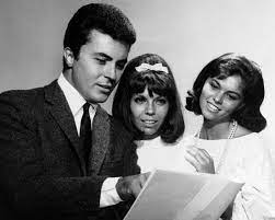 Dean martin's daughter has slammed john legend's decision to rework the lyrics to her father's famous hit, 'baby, it's cold outside.' last month (october 28), legend and kelly clarkson recorded their own updated version of the christmas hit, after the original track faced controversy from the. James Darren With Nancy Sinatra Center And Claudia Martin Dean Martin S Daughter During Filming Of For Those Who James Darren Bonnie Owens Nancy Sinatra