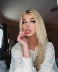 Loren Gray Earned Her 80 Million Followers By Lip Syncing Radio Hits An american youtube personality and social media star is named as loren gray beech. loren gray earned her 80 million