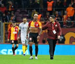 Fener en büyük fener beşiktaş ezik. Fenerbahce Galatasaray Derbisi Ne Zaman 2020 Fb Gs Maci Ne Zaman Saat Kacta Takvim