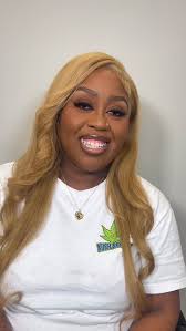 Is anyone available for a quick weave leave out