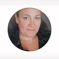 Angela Hofer's Instagram, Twitter & Facebook