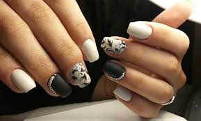 Paint your nails as you normally would and then heat up a pan of water (no need for a large pan). How To Make A Glossy Varnish Matte