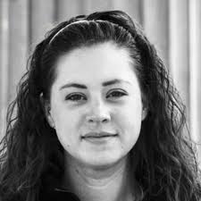 Niamh MAC FHIONNLAOICH