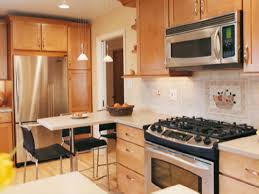 transforming a '50s kitchen hgtv