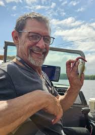 Where to find RV parking with hookups in Newport, Oregon for a month?