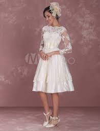 Abiti da sposa vintage l'unico classici di nozze di design vi attende per l'acquisto, abiti da sposa antichi i migliori abito da sposa stile impero spalline sottili allacciato maniche corte. Abiti Da Sposa Vintage Anni 50 Abito Da Sposa Corto Pizzo Applique Manica Lunga Con Foro A Goccia Abito Da Cerimonia Nuziale Per Ricevimenti Milanoo Milanoo Com