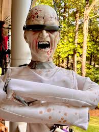 Happy Halloween from Mr. Tea and the squad! 🍵☕