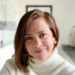 Angela Hedrick's Instagram, Twitter & Facebook