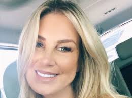 Melissa Lima's Instagram, Twitter & Facebook