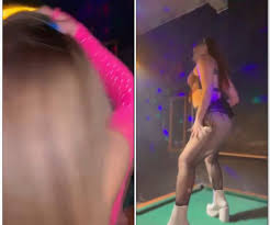 Sexo lesbico Mc Fadinha transando com amiga novinha - Xvideos Only