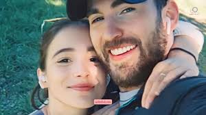 Kabar Bahagia Pernikahan Aktor Avengers Chris Evans Dan Alba Baptista Yang  Di Gelar Dengan Sangat Rahasia