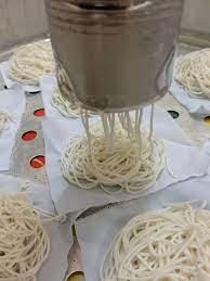 Kue putu mayang merupakan salah satu kue tradisional yang berasal dari. Resepi Putu Mayam Macam Di Pasar Malam Anda Boleh Buat Di Rumah Memang Terbaik