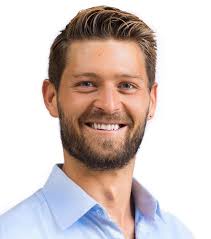 David Gull's Instagram, Twitter & Facebook