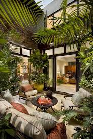 Une Vraie Oasis Chez Vous Grace Aux Plantes D Interieur Jardin D Hiver Mobilier Jardin Decoration Exterieur