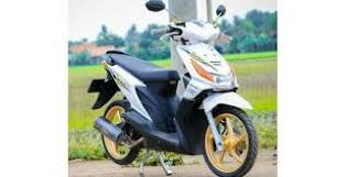 4 Modifikasi Motor Beat Simple Di 2020 Lowrider Motor Warna