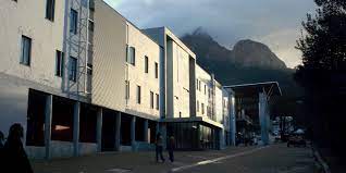 Lower campus lawns, uct 171m. Graca Machel Residence Uct Cape Town 2005 2007 Architect Mansions House Styles