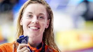 She only swum in the heats of the 4x100 m freestyle and the 4x200 m freestyle. Oproep Wat Wil Jij Weten Van Zwemster Femke Heemskerk Nos Jeugdjournaal