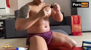 Pinoy Jakol - Slick Body Jerk Off