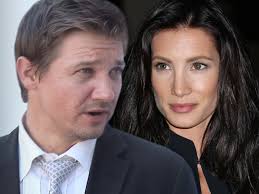 Jeremy renner, 7 января 1971 • 50 лет. Jeremy Renner Claims Ex Is A Liar With Drug And Mental Health Issues