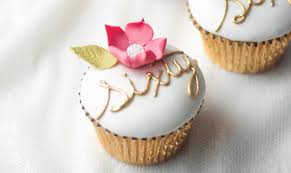 Frosting al mascarpone per decorare cupcake e torte | il chicco di mais. Price Your Cupcakes Like A Business Pro Craftsy