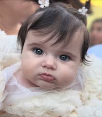 Elbise adı : Perry bej rengi 🍯👑 cemiyetlerininizde doğum günlerinizde en  güzel anlarınızı bizimle taçlandırdığınız için ve bu güzel paylaşımlarınız  için sizlere çok teşekkür ediyoruz