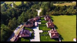 Anunturi afaceri de vanzare ,propuneri de colaborare afaceri ,francize. Complex Rezidential De Vile Case Brasov Complex Turistic De Vanzare Brasov Golf Courses Complex