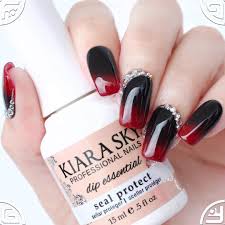 Black And Red Ombre Nails Black Red Ombre Nails With Kiara Sky Dip Acrylic Powder From Kiaraskynails Gradient Akrilovoj Pudroj Kiar Red Ombre Nails Ombre Nails Dip Powder Nails
