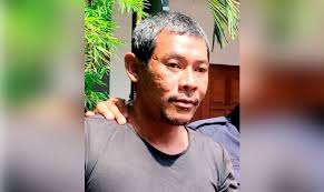Dua lagi anggota pengawal bilik tahanan unit sungai wangi tentera laut diraja malaysia (tldm) di sitiawan, ditahan hari ini untuk bantu siasatan berhubung. Dijel 6 Tahun Denda Rm1 000 Bakar Rumah Ibu