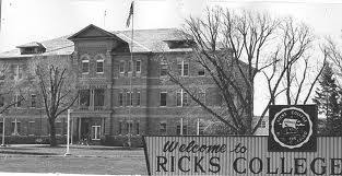 This Used To Be The Administration Building When Byu Idaho Was Ricks College Byu Idaho What A Beautiful World Idaho