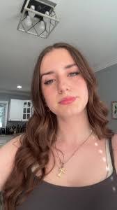 Caitlyn Roth's Instagram, Twitter & Facebook