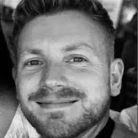 300+ profils pour “Stening”