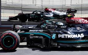Nelle qualifiche di ieri c'era stato un netto dominio ferrari, soprattutto grazie a uno strepitoso leclerc. Formula 1 Gp Portogallo 2021 Bottas In Pole Position A Portimao 5 Sainz Sky Sport