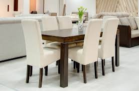 Sto trpezarijski sto koji vešto kombinuje lepotu i funkcionalnost. Simpo Bih Sa Ramom I Nogama Od Punog Drveta Stolica Facebook