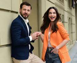 Dizinin konusu ile ilgili duyumlara göre kazara aşk dizisi romantik komedi tarzında olacak. Kazara Ask Yakinda Basliyor Magazin Haberleri Ntv