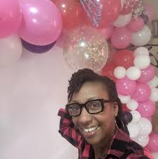 Leigh's Organic Balloon Designs and Events