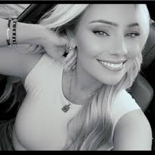 Is anyone missing this sweet kitty?! Gus is only partial to black dogs  named Lucy or this baby would be inside playing w my new Christmas Tree. Or  does anyone want a