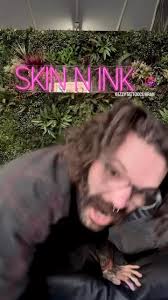 Video of the gene Simmons piece by Sam Rowan Sam only has a handful of  spaces left for December so if you have