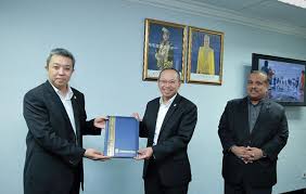 Sekalung penghargaan kepada timbalan naib canselor kerana sudi menyumbangkan dana sebanyak rm1000 kepada projek kajian luar di sabah. Tnc Aa Jalan Tugas Dan Fungsi Naib Canselor Ukm Ukm News Portal