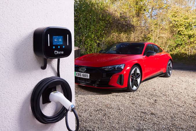 What are tethered and untethered chargers? - Ohme EV