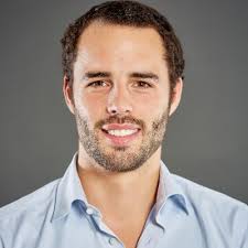 Business Case Story looking for Digital transformation experts' opinions...  "Construction company reflects upon the risk of extreme decentralisation.