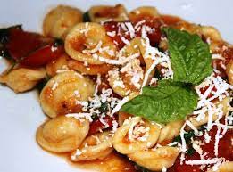 Take any pasta dish to the next level with texas toast garlic bread. Orecchiette Con Rucola E Cacioricotta Alla Pugliese