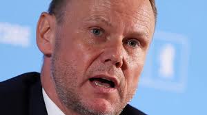 Gewalt in Fußballstadien: Andy Grote fordert Konsequenzen