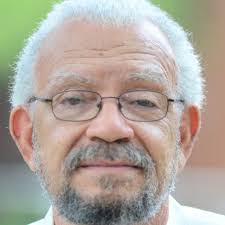 Lincoln Ross's Instagram, Twitter & Facebook