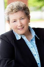 Victoria Mckeever's Instagram, Twitter & Facebook