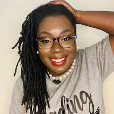 Sheeda B. Loves to Read