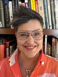 Lori Magnuson's Instagram, Twitter & Facebook