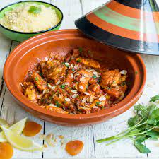 En de kip is heerlijk kruidig met de ras el hanout. Marokkaanse Tajine Met Kip En Abrikozen Recept Home Made Chefs