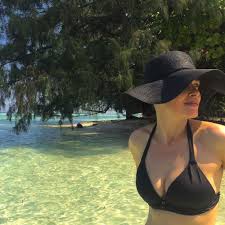 Vorrunde 2021/2022 rückrunde 2020/2021 vorrunde 2020/2021 Annika De Buhr On Twitter Bye Bye Karimunjawa Annikadebuhr Einsameinsel Einsamespitze Entdeckertour Studireise Work Auftanken Karim Https T Co Zt3ff2rh78 Https T Co 3tvapr92hx