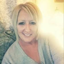 Susan Hornbeck's Instagram, Twitter & Facebook