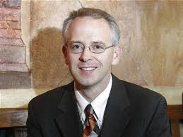 Universities will be 'irrelevant' by 2020, Y. professor says